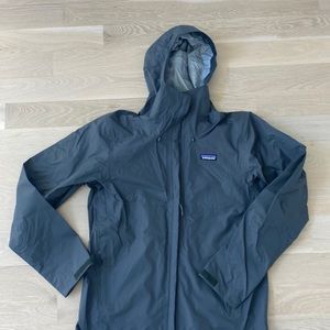 Patagonia mens rain jacket torrentshell